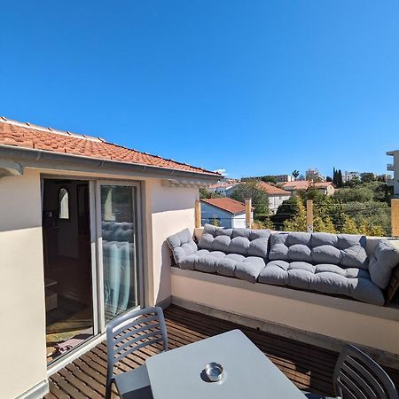 Studio Dernier Etage Le Nid D'Amour - Sejour Romantique, Mandara Beach, Juan-Les-Pins Exterior photo